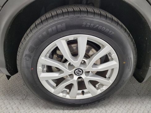 Used 2020 Nissan Rogue Sport S w/ Appearance Package FWD image 31