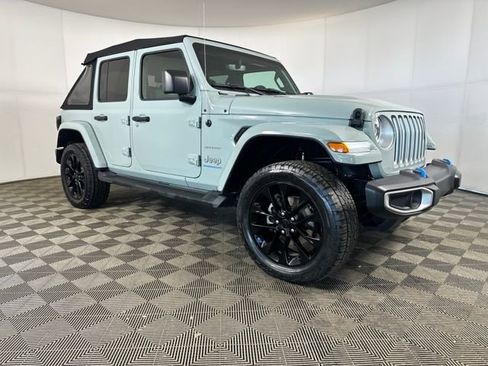 Used 2023 Jeep Wrangler Unlimited Sahara w/ Cold Weather Group image 2