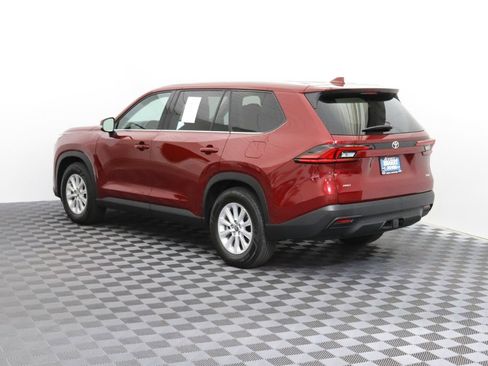 Used 2026 Toyota Grand Highlander AWD image 4