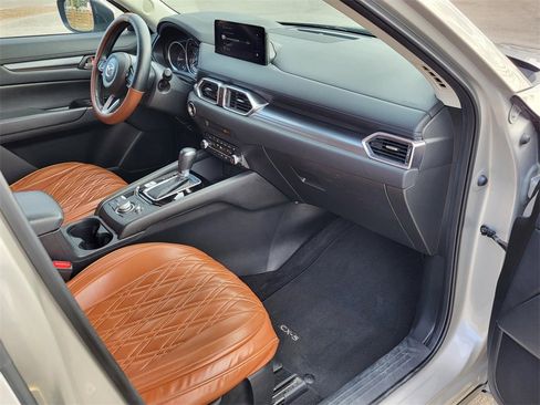 Used 2024 MAZDA CX-5 AWD 2.5 S w/ Select Package image 9