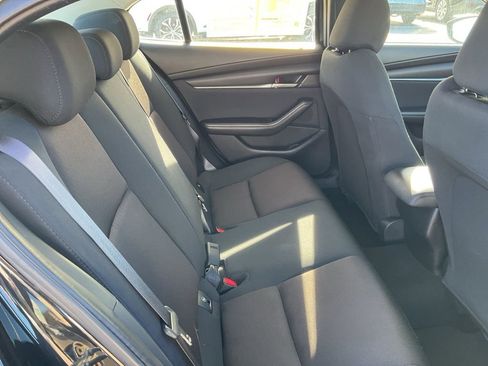 Used 2024 MAZDA MAZDA3 s image 18