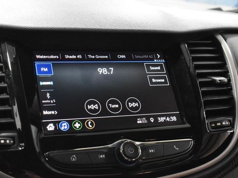Used 2020 Chevrolet Trax LT image 15