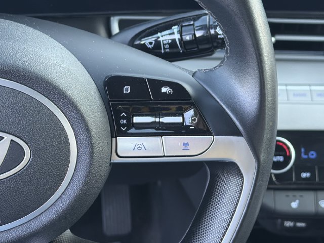 Certified 2024 Hyundai Elantra Limited FWD image 31