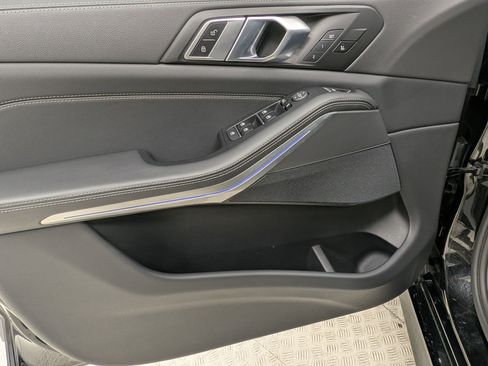 Certified 2022 BMW X5 xDrive40i w/ M Sport Package image 14