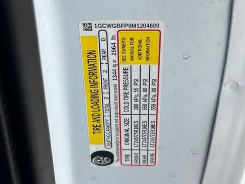 Used 2021 Chevrolet Express 2500 Extended w/ Driver Convenience Package RWD image 36