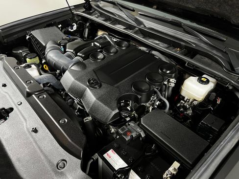 Certified 2023 Toyota 4Runner Limited AWD/4WD image 11