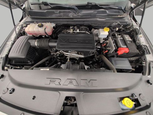 Used 2023 RAM 1500 Big Horn AWD/4WD image 9