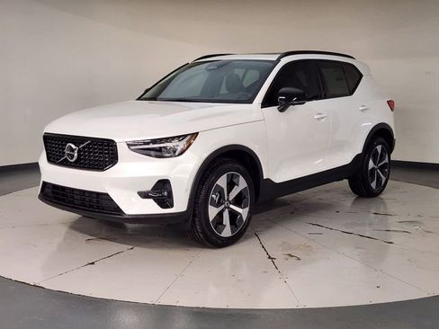 New 2026 Volvo XC40 B5 Plus w/ Protection Package Premier image 1
