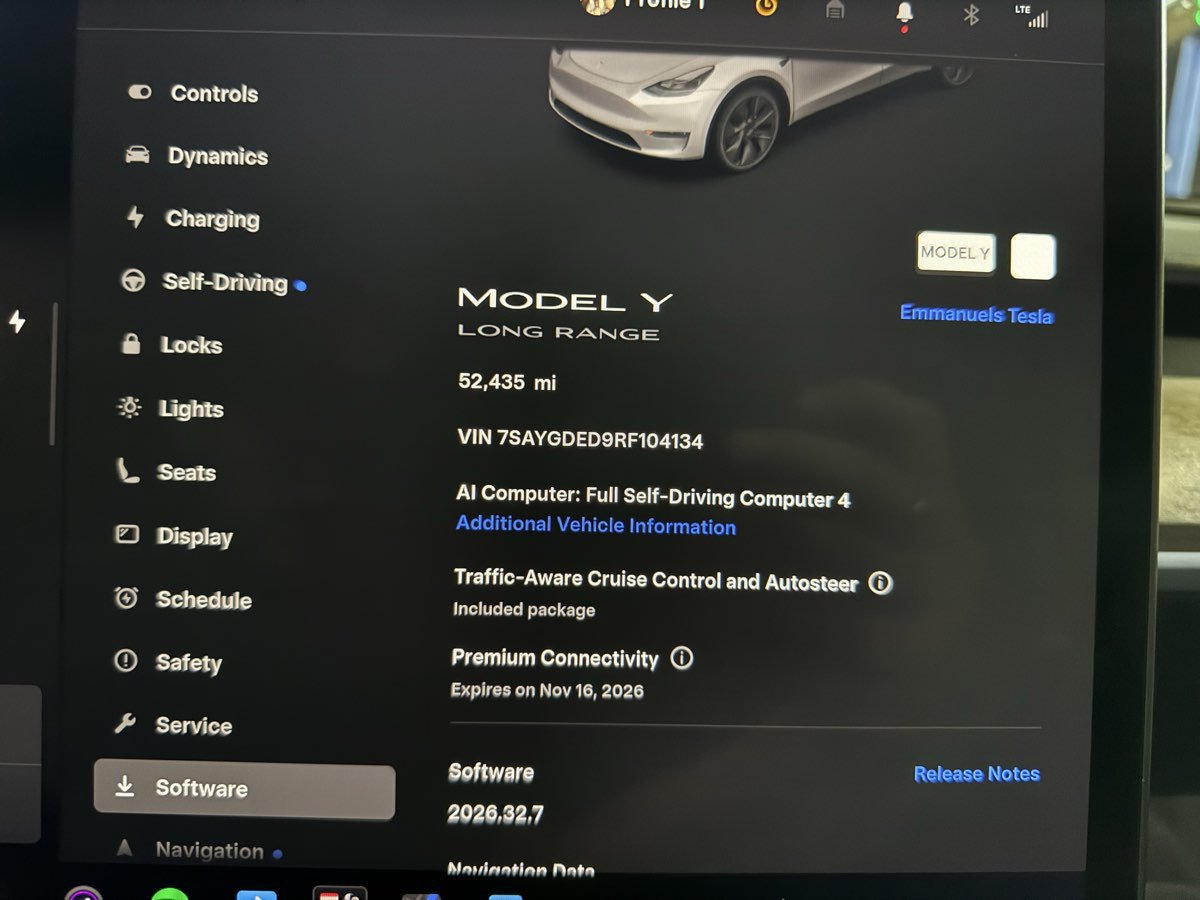 Used 2024 Tesla Model Y 2WD image 17