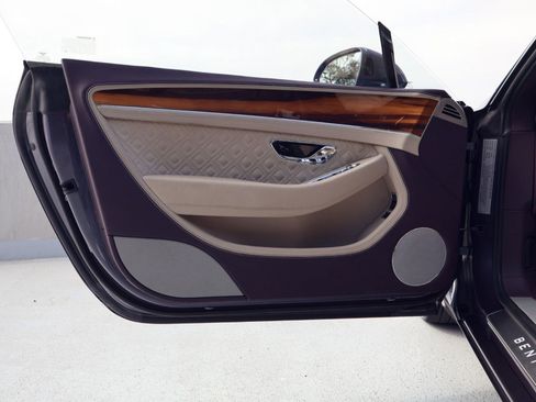 Certified 2023 Bentley Continental GT Azure image 15