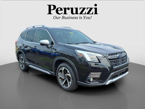 Used 2023 Subaru Forester Touring AWD/4WD image 1
