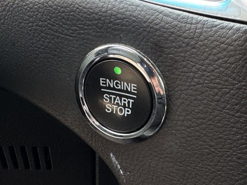 Certified 2024 Ford Edge Titanium image 22