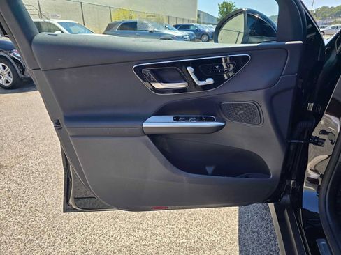 Used 2026 Mercedes-Benz GLC 300 4MATIC image 20