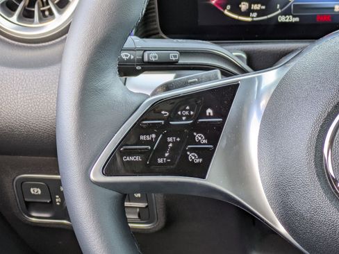 Certified 2025 Mercedes-Benz GLB 250 250 image 20