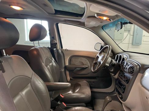 Used 2001 Chrysler PT Cruiser FWD image 11