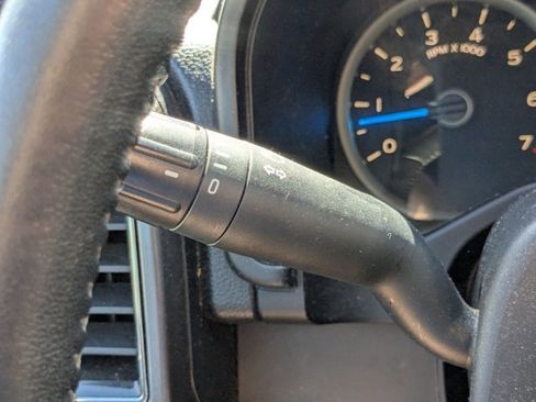 Used 2017 Ford F150 XLT w/ Equipment Group 302A Luxury image 6