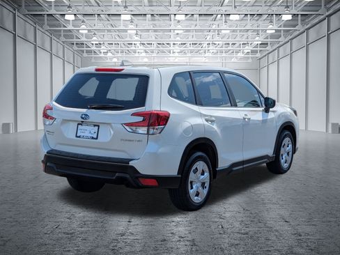 Used 2022 Subaru Forester Limited AWD/4WD image 5