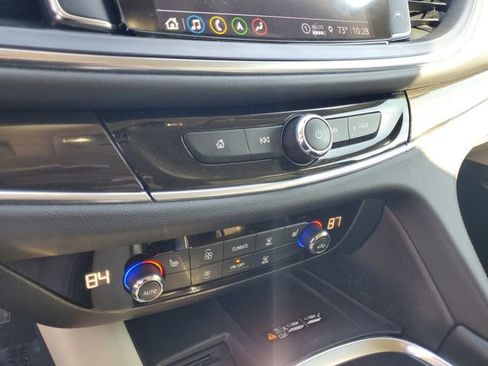 Used 2024 Buick Enclave Essence w/ Experience Buick Package image 21