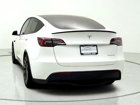 Used 2024 Tesla Model Y Performance AWD/4WD image 6