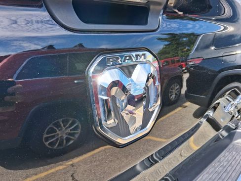 Used 2023 RAM 1500 Big Horn AWD/4WD image 13