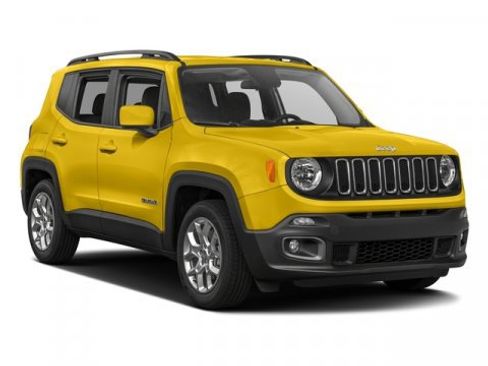 Used 2017 Jeep Renegade Latitude w/ Cold Weather Group image 9