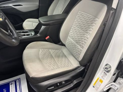 Used 2020 Chevrolet Equinox LS w/ LS Convenience Package FWD image 14