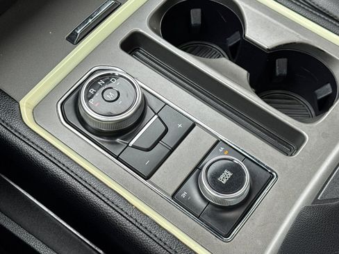 Used 2020 Ford Expedition XLT w/ Equipment Group 202A image 22