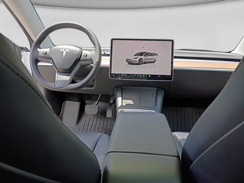 Used 2023 Tesla Model 3 Long Range AWD/4WD image 6