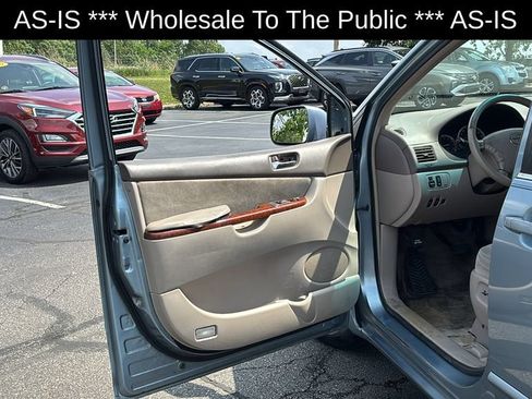 Used 2005 Toyota Sienna XLE FWD image 11