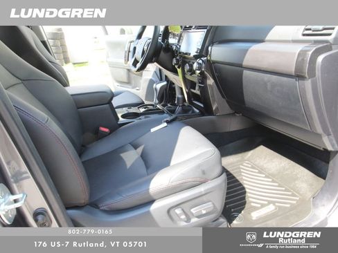 Used 2021 Toyota 4Runner TRD Off-Road Premium w/ Moonroof Package AWD/4WD image 12