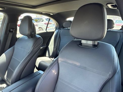 Used 2024 Mercedes-Benz C 300 Sedan image 28