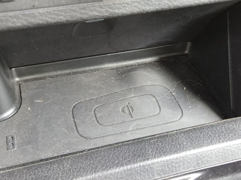 Used 2021 Toyota Tacoma TRD Off-Road AWD/4WD image 8