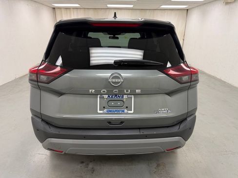 Used 2023 Nissan Rogue S AWD/4WD image 4
