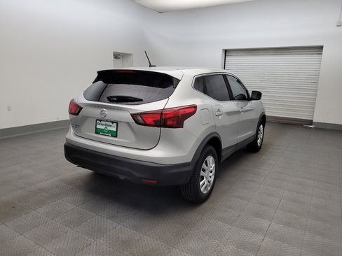 Used 2019 Nissan Rogue Sport S FWD image 9