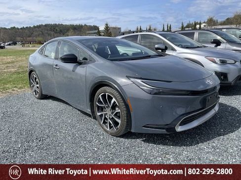 Used 2023 Toyota Prius Prime FWD image 1