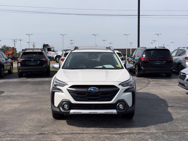 Certified 2025 Subaru Outback Touring XT AWD/4WD image 2