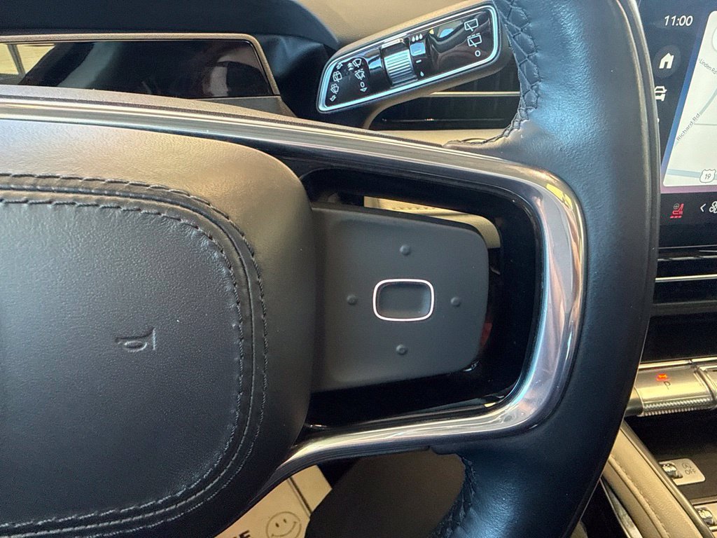 Used 2024 Lincoln Nautilus Reserve w/ Equipment Group 203A AWD/4WD image 17