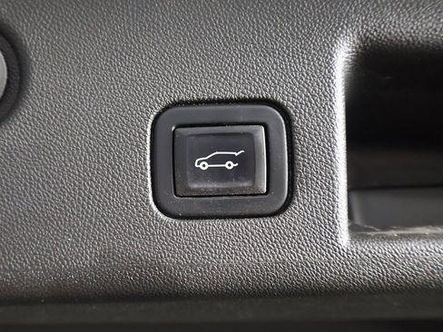 Used 2022 Chevrolet Equinox LT image 49