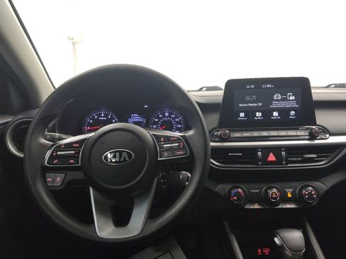 Used 2021 Kia Forte LXS FWD image 22