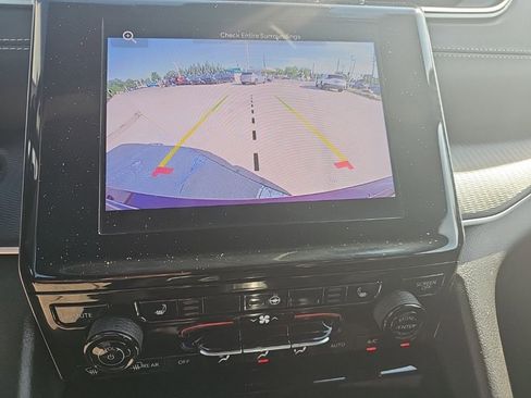 Certified 2024 Jeep Grand Cherokee Altitude AWD/4WD image 33
