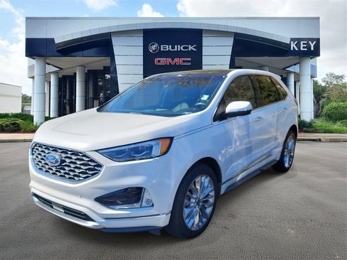 Used 2020 Ford Edge Titanium w/ Equipment Group 301A image 3