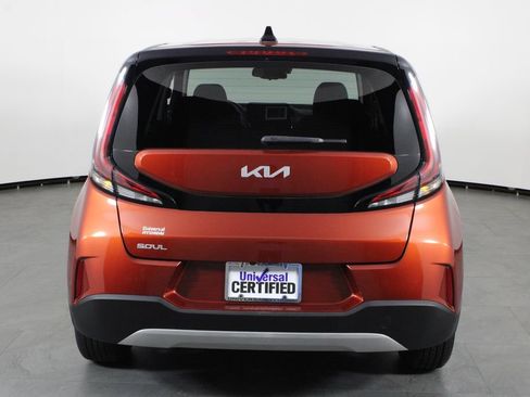 Used 2023 Kia Soul S FWD image 10