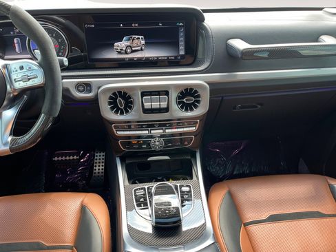 Used 2019 Mercedes-Benz G 63 AMG 4MATIC w/ Parking Package image 11