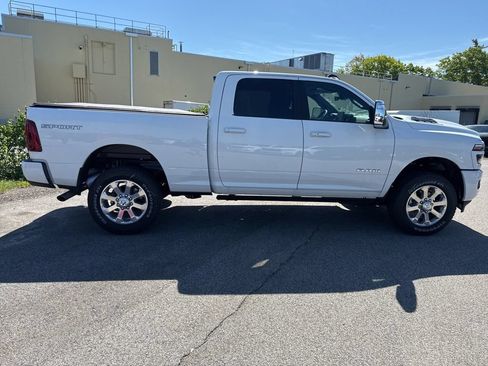 New 2026 RAM 2500 Laramie AWD/4WD image 6