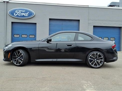 Used 2024 BMW M240i xDrive Coupe image 2