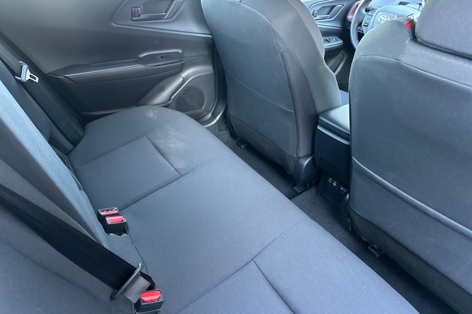 Certified 2026 Toyota Prius Plug-In Hybrid FWD image 19