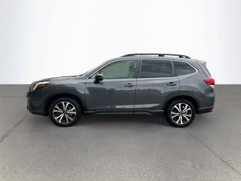 Used 2022 Subaru Forester Limited AWD/4WD image 7