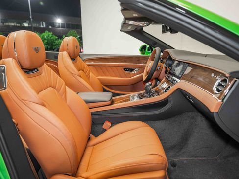 Certified 2024 Bentley Continental GT V8 AWD/4WD image 18