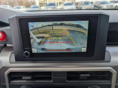 Used 2024 Toyota Tacoma TRD Sport image 11