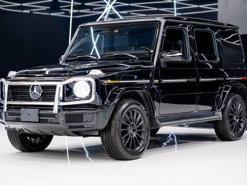 Used 2021 Mercedes-Benz G 550 image 3